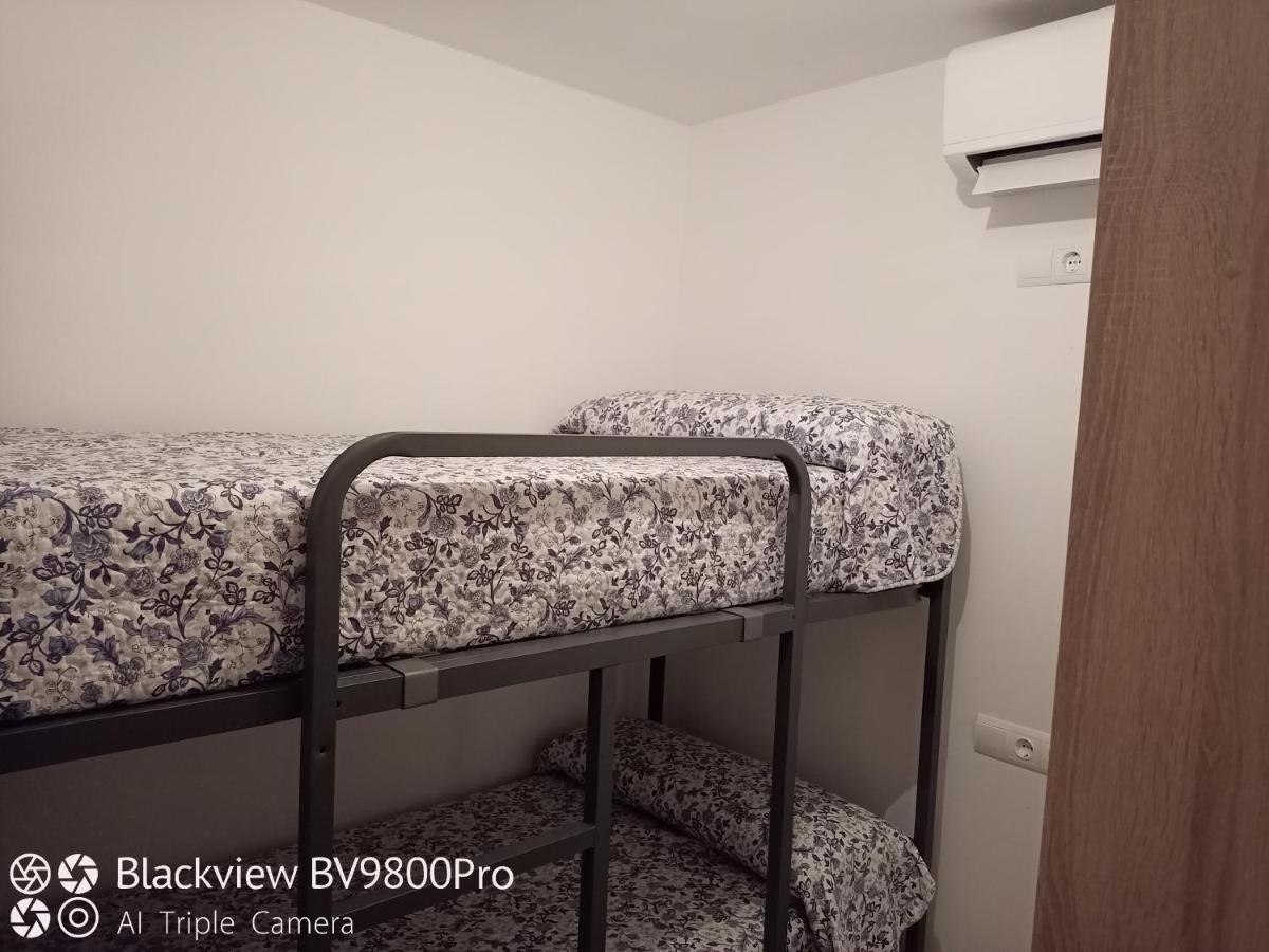 Apartaments Tarraco กัมบริลส์ ภายนอก รูปภาพ