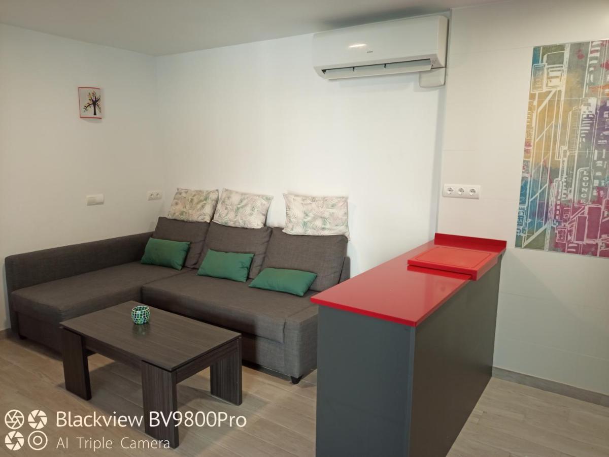 Apartaments Tarraco กัมบริลส์ ภายนอก รูปภาพ