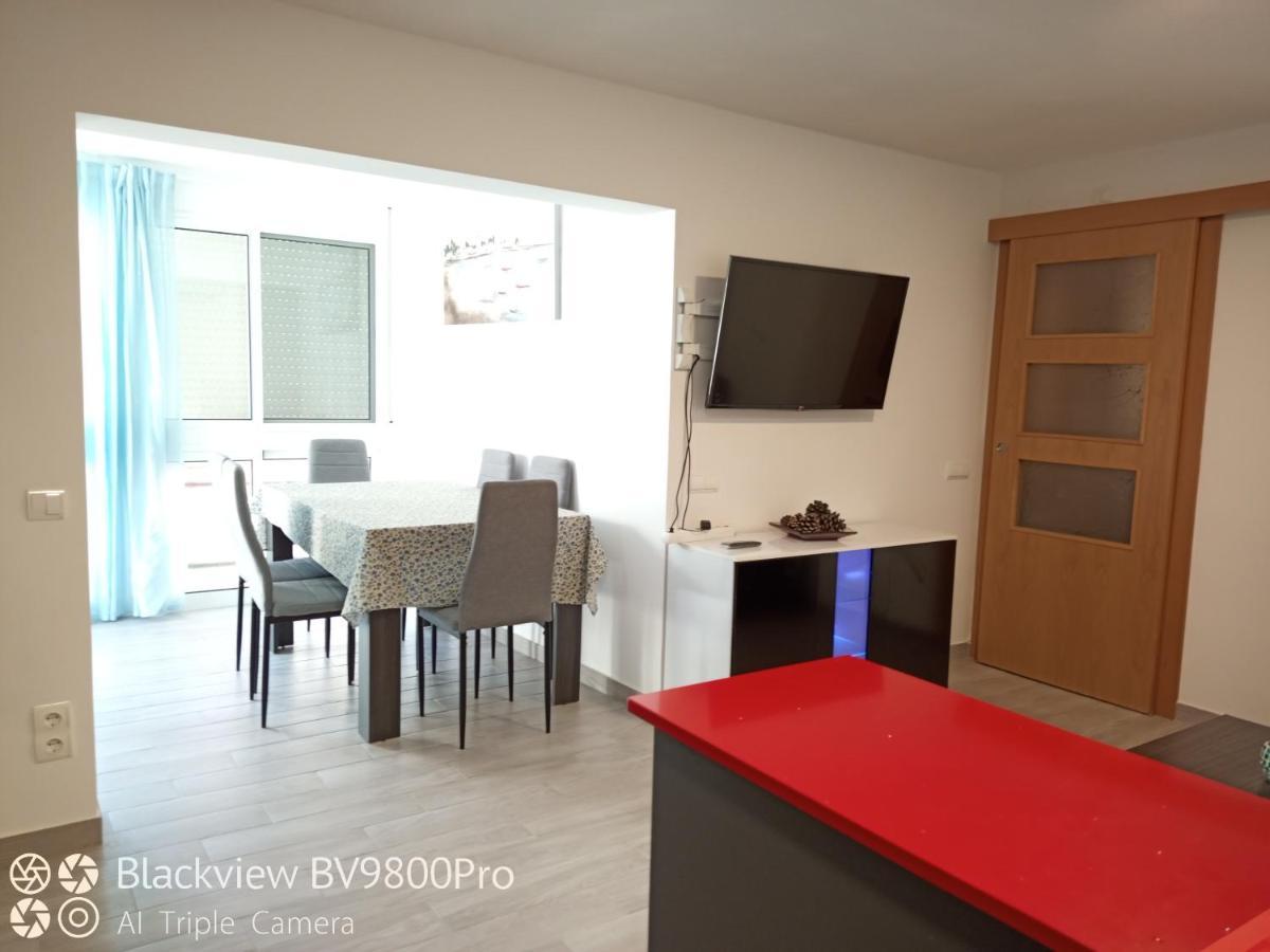 Apartaments Tarraco กัมบริลส์ ภายนอก รูปภาพ